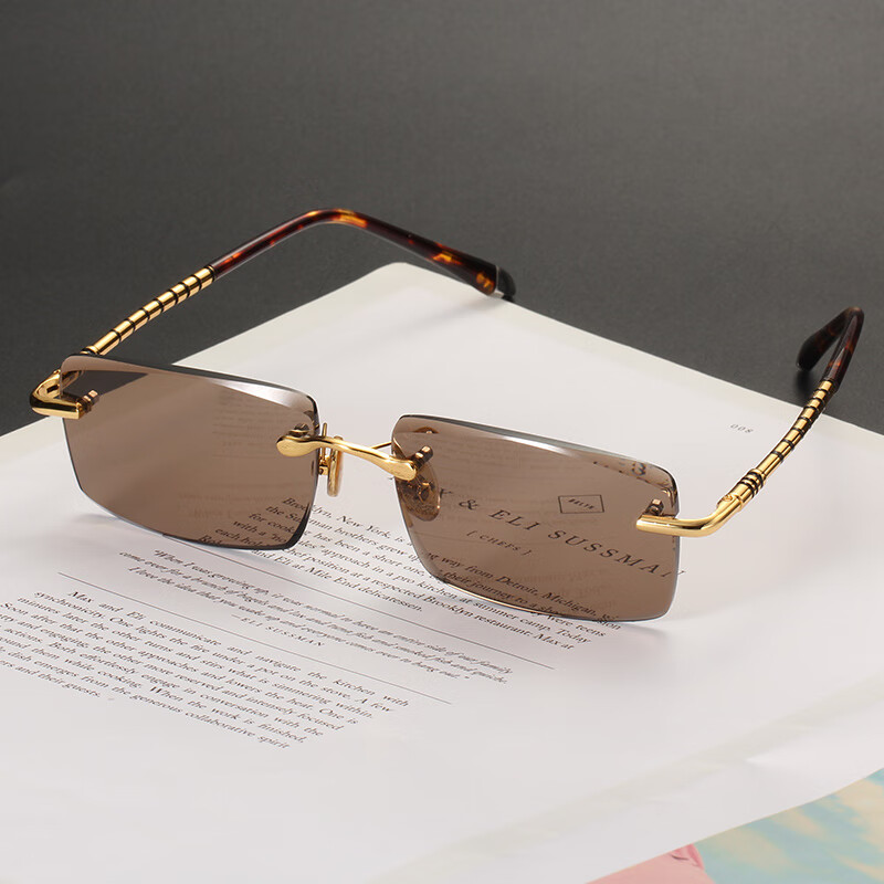 太阳镜男时尚无框切边400弯托力克东海石头镜 金色镜架 浅茶色镜片