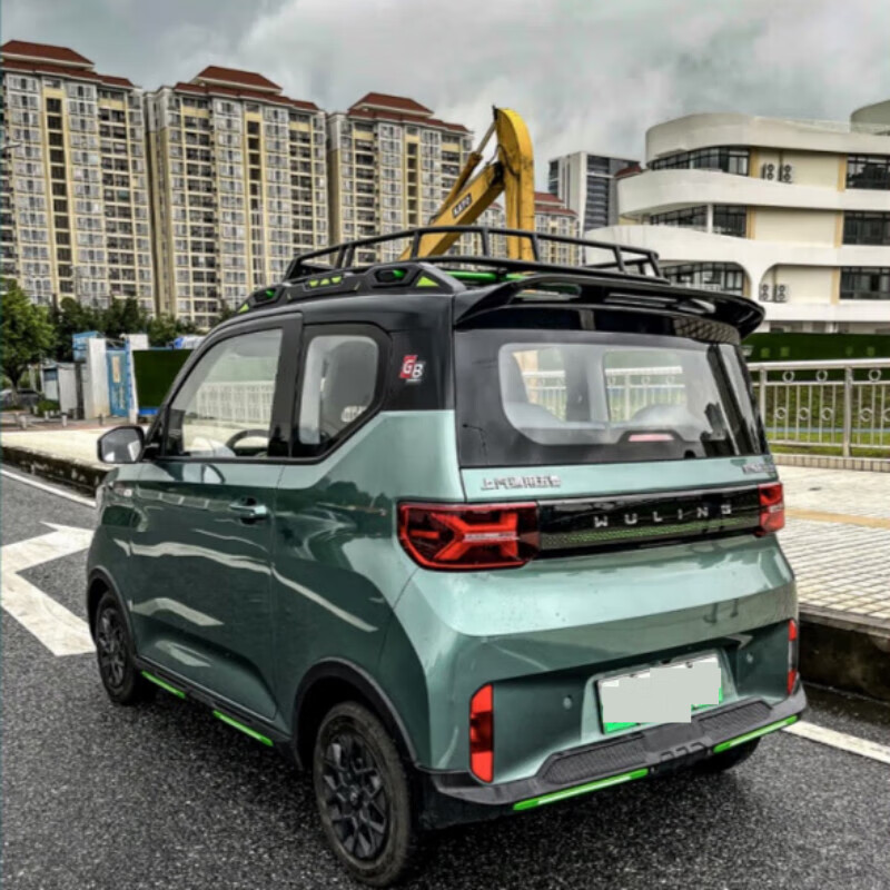 适用于22款五菱宏光尾翼改装专用迷你minievgb装饰配件顶翼 免打孔