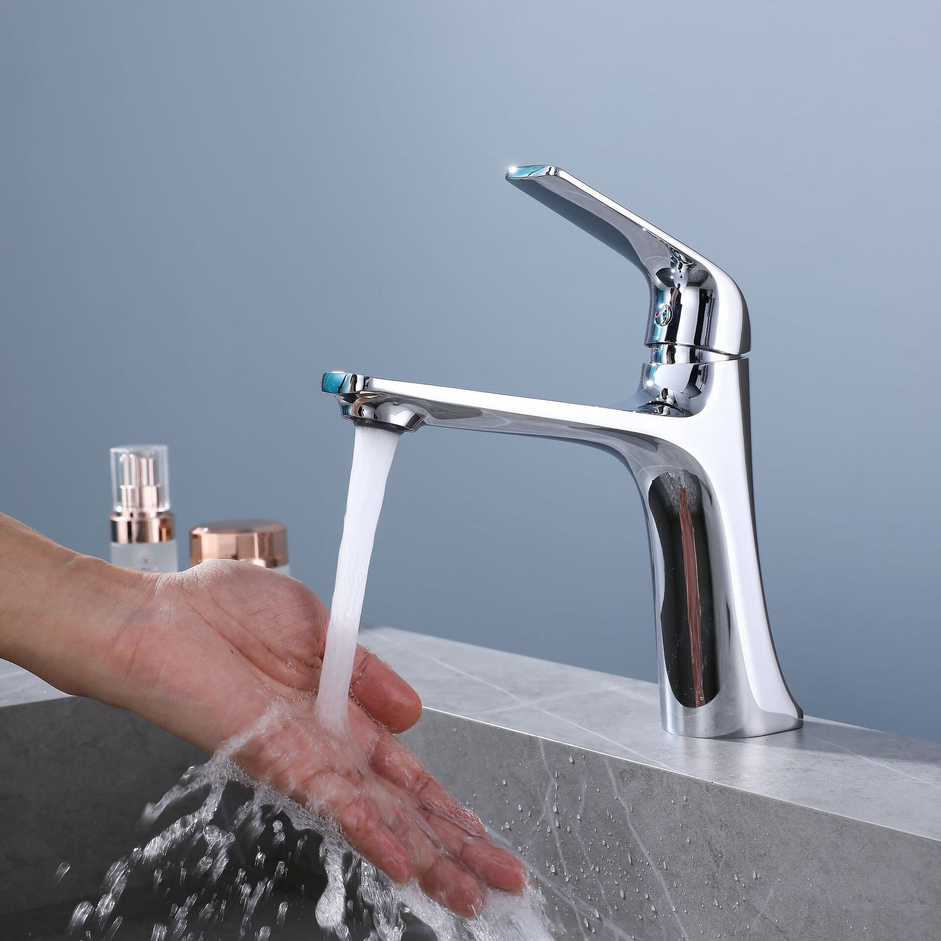 开平水口敏灏卫浴水龙头批发高端洗脸盆龙头洗漱台冷热水龙头 电镀