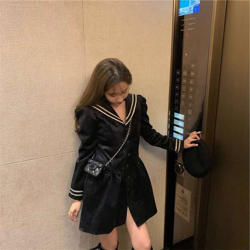 艾上他她初秋新款高冷气质御姐风森系黑色字裙海军领连衣裙女 黑色 s
