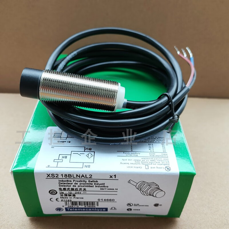 施耐德接近开关三线24v xs218blnal2c xs218blpal2 xs2 xs218blnal2可