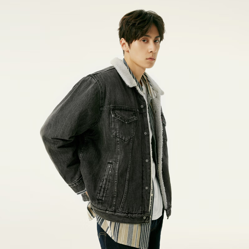 20�㡢PLUS��Ա��Levi's ��ά˹ ������� ţ�мп� ��ɫ