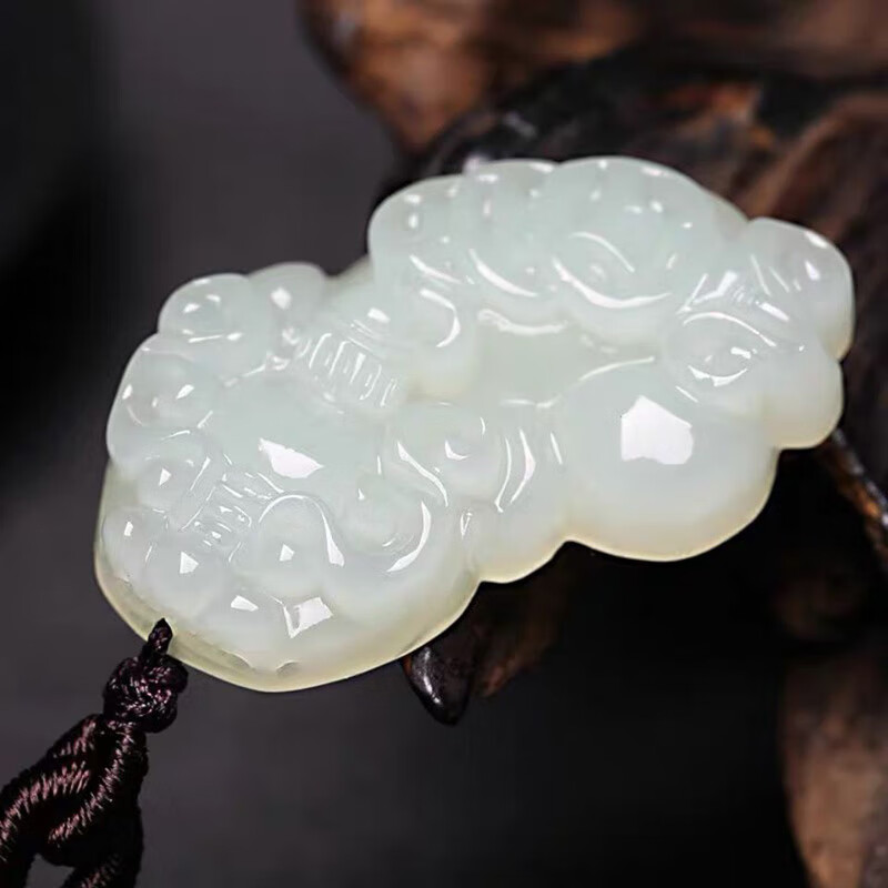 珠宝严选【每日漏】虎薇和田玉貔貅吊坠男款女项链玉石皮丘情侣霸王貔