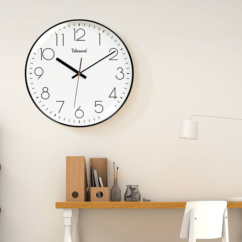 天王星挂钟客厅卧室石英钟现代简约创意免打孔时尚个性立体时钟圆形挂表