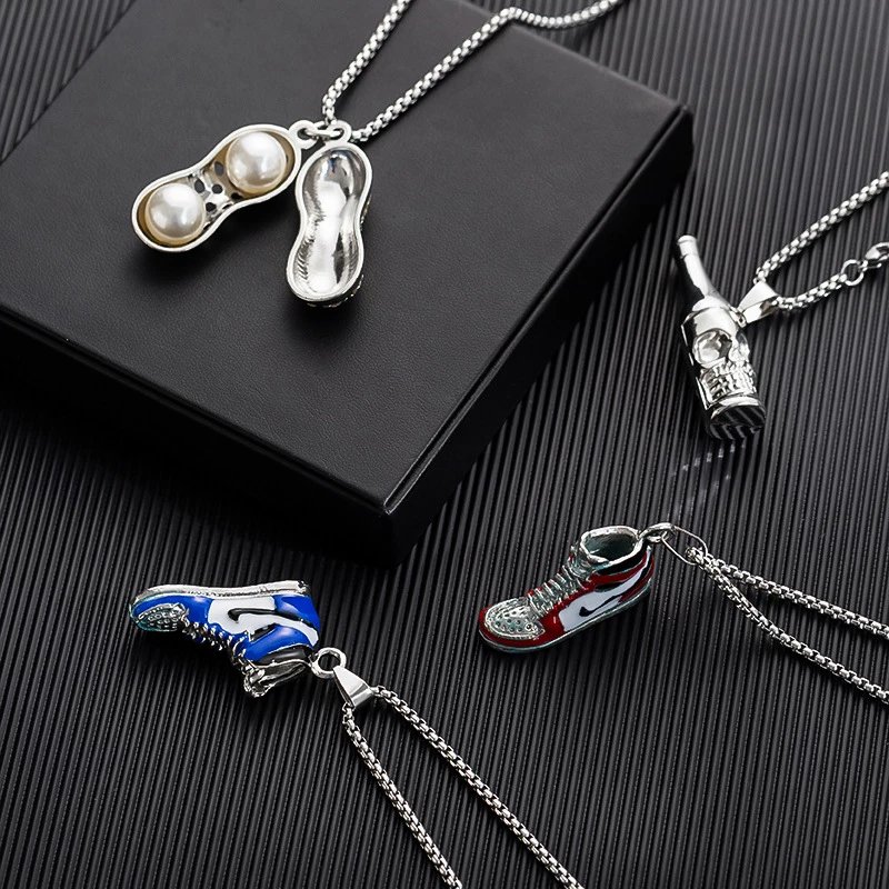 依莲妃【精选】长款项链百搭男士毛衣链女吊坠学生情侣配饰 宇航员