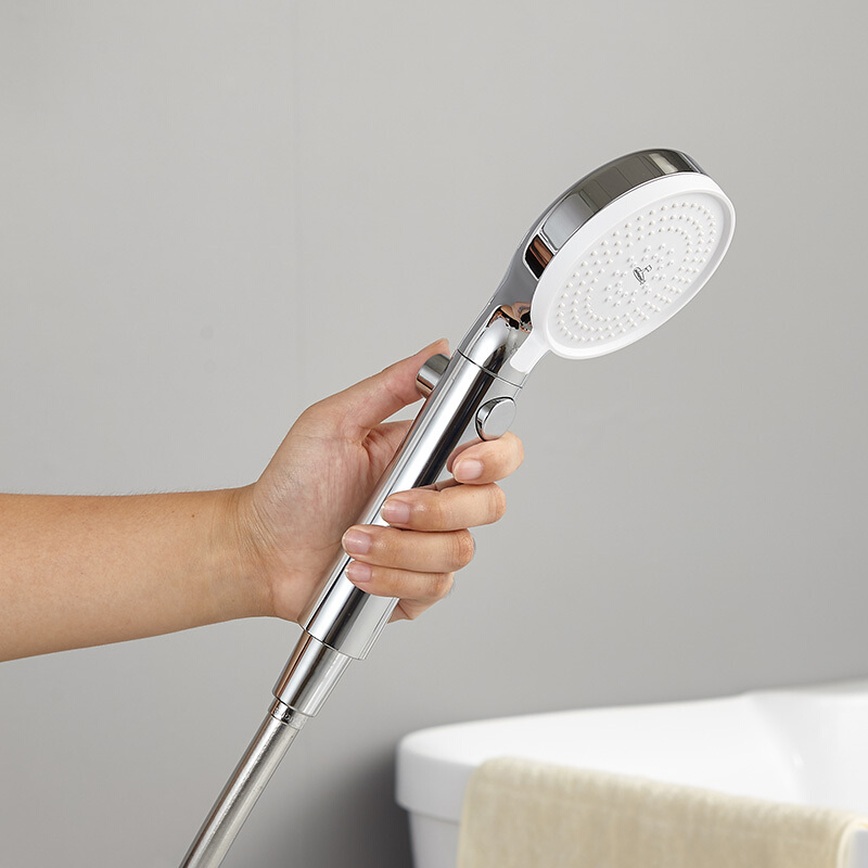 潜水艇手持花洒喷头增压手持喷头套装三挡出水模式增压手持节水淋浴