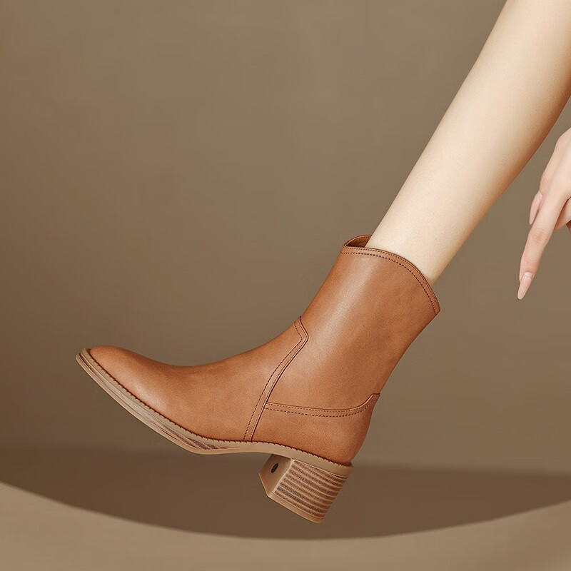 蓮汀巨好穿牛皮复古棕色短靴女春秋单靴显瘦v口西部靴冬季新款中跟粗