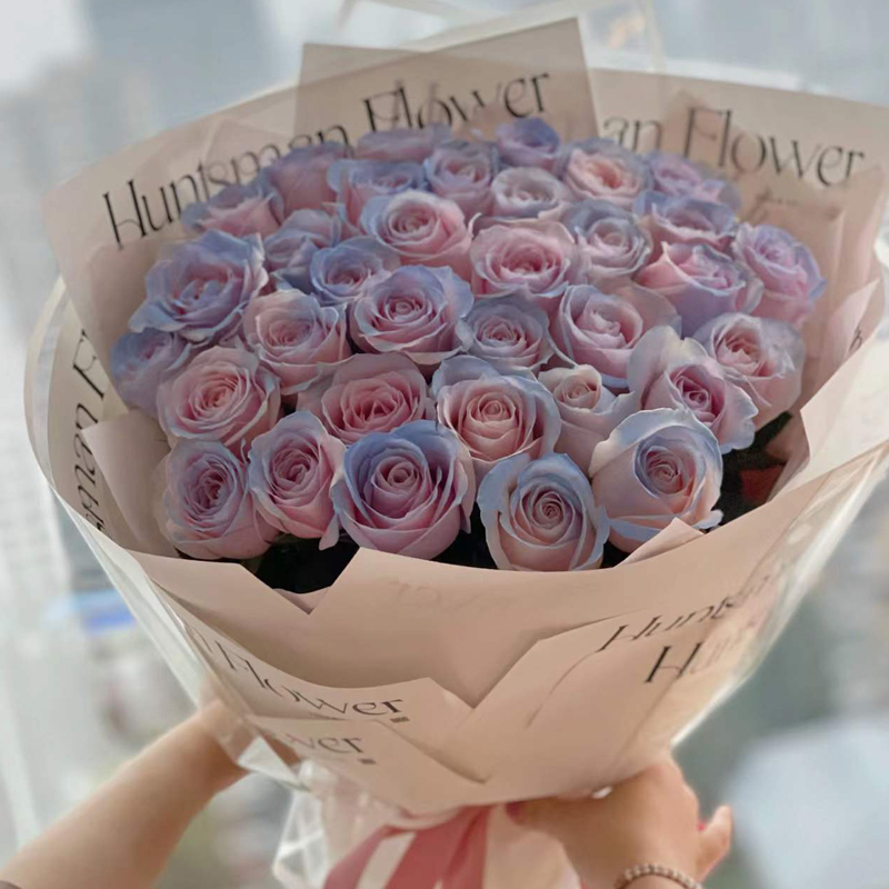 鲜花情人节同城配送密西根碎冰蓝玫瑰伊莎贝拉花束送老婆女友生日礼物