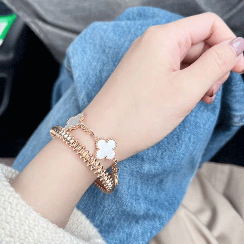 卡地亚(cartier)手镯女 经典款小号 18k玫瑰金饰品 七夕情人节礼物