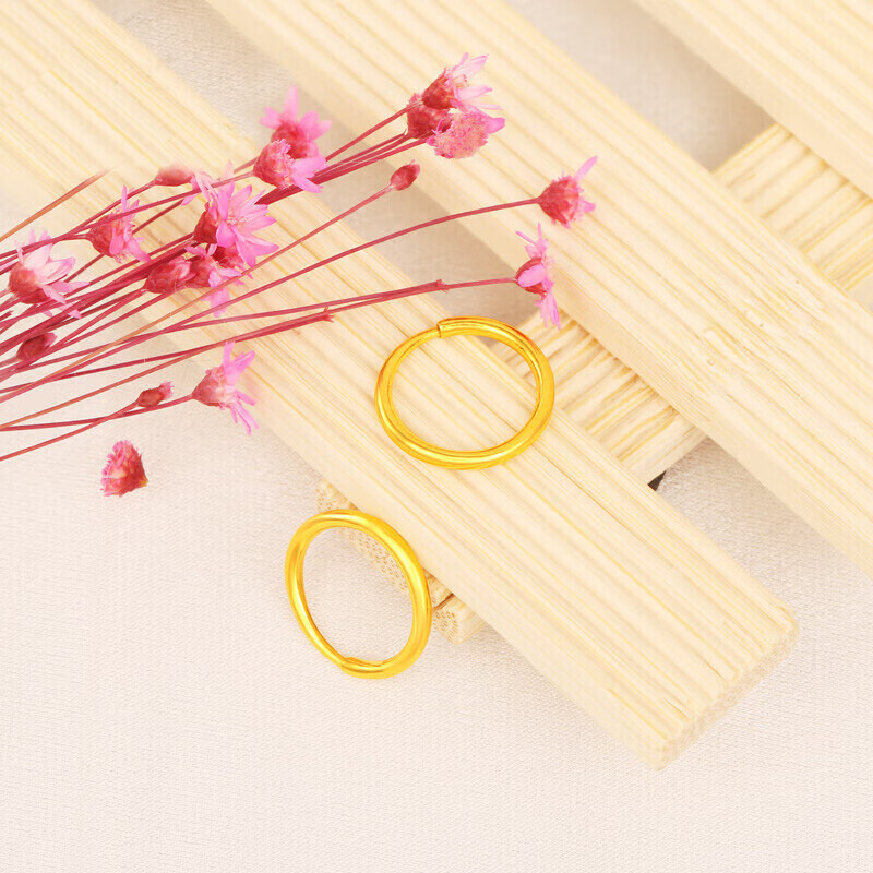 菜百首饰 黄金耳饰 女款足金素面抛光耳环 计价 约0.85克