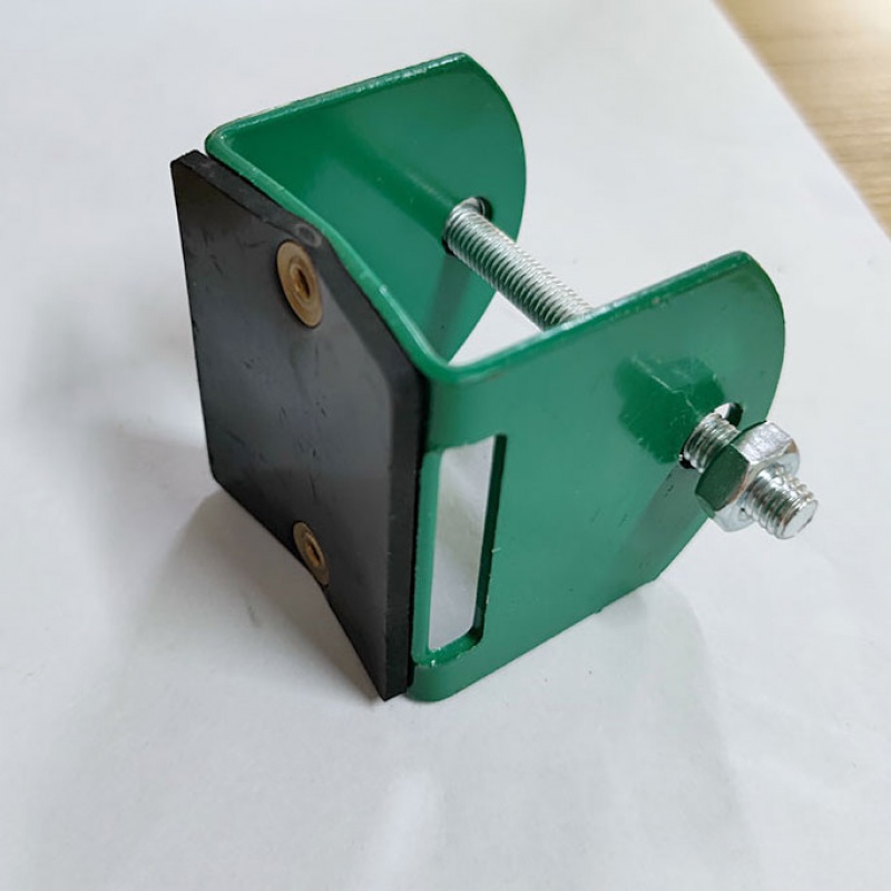 架固定器金属套杯钢管大树支撑杆防风树 (5个起拍)绿色铁套支撑器一个