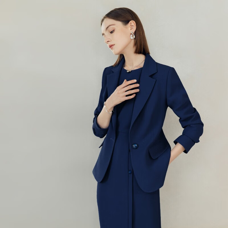 颜域气质职业装蓝色一粒扣修身西装外套女士正装2023新款休闲西服 深蓝  M/38怎么样,好用不?