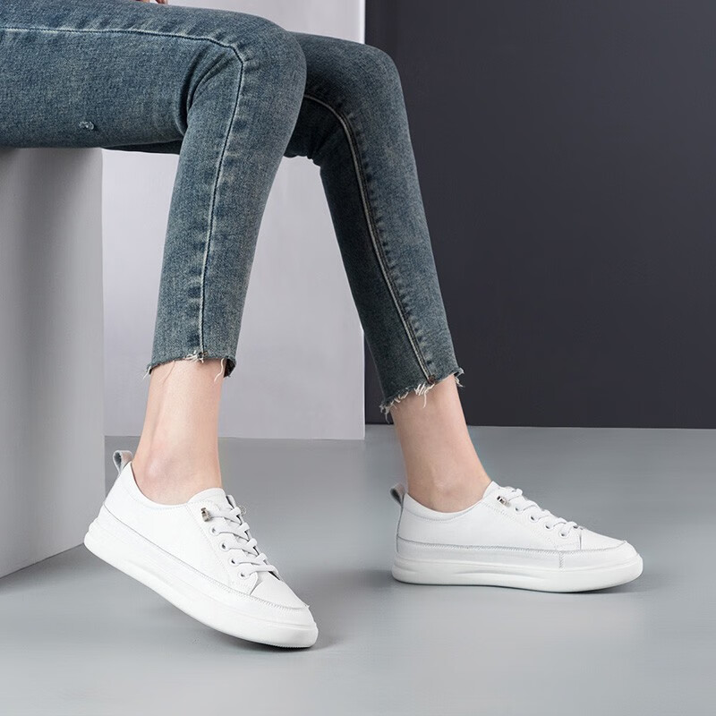 法国梦特娇小白鞋女夏2022新款软底薄款一脚蹬夏款白鞋休闲百搭鞋子