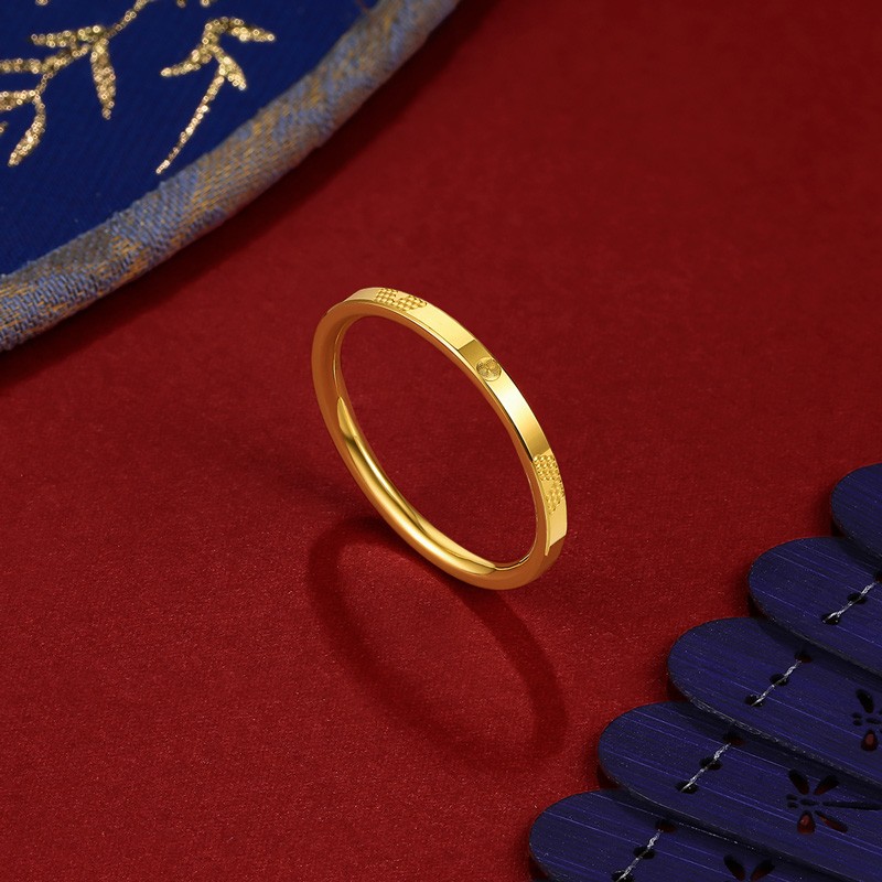 周六福无极金黄金戒指