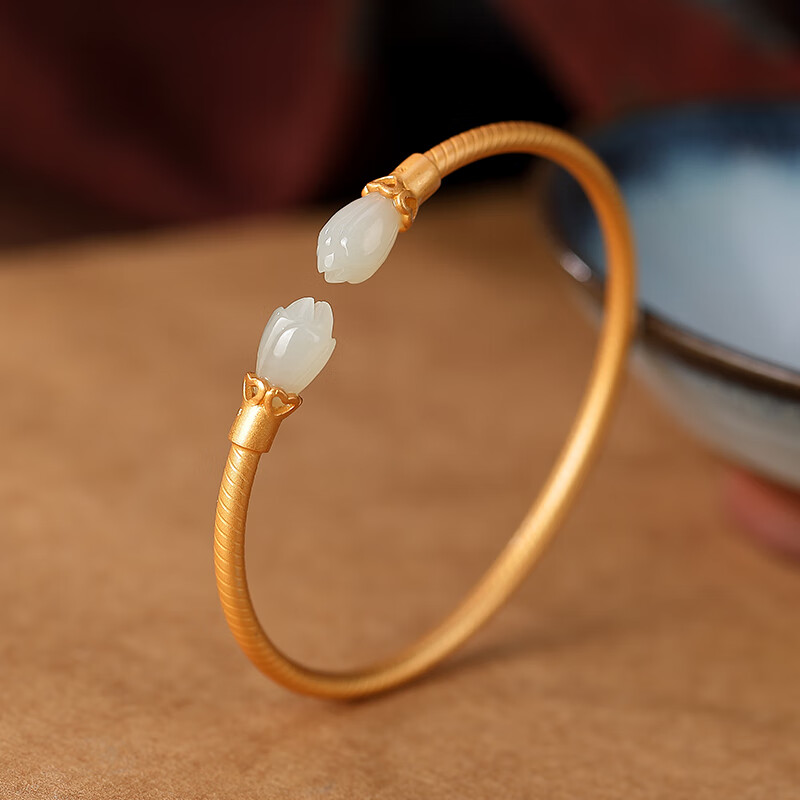 珠佩丽金镶玉手镯18包玉开口花朵手镯女金色镶玉小众设计感开口手环送