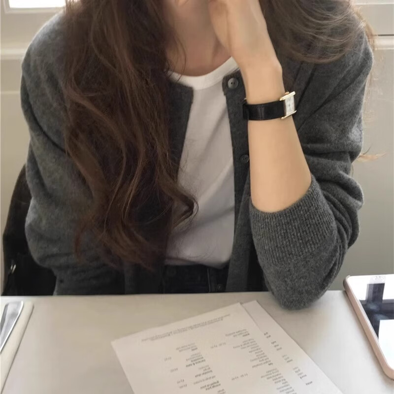 翊尚美针织衫女开衫秋冬短款外套女韩版新款学生打底衫毛衣外搭长袖上衣 黑色 均码 (适合80-140斤)
