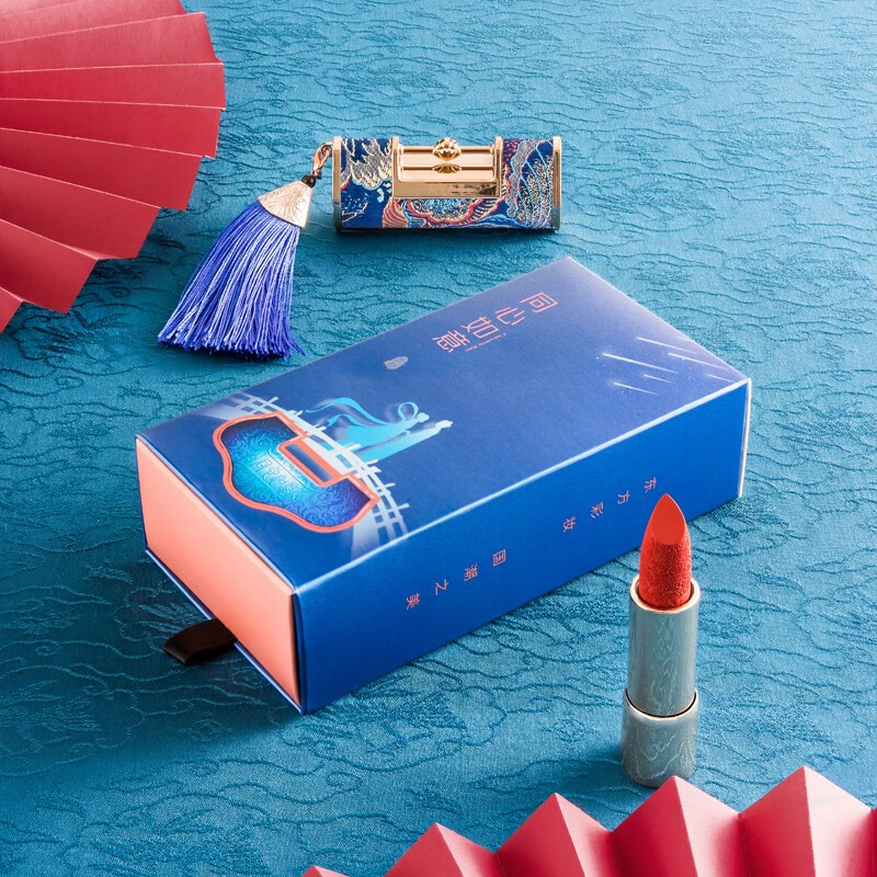 玛可蓝尼 同心如意锁口红礼盒(赤红色)国风雕花雾面显白持久滋润保湿