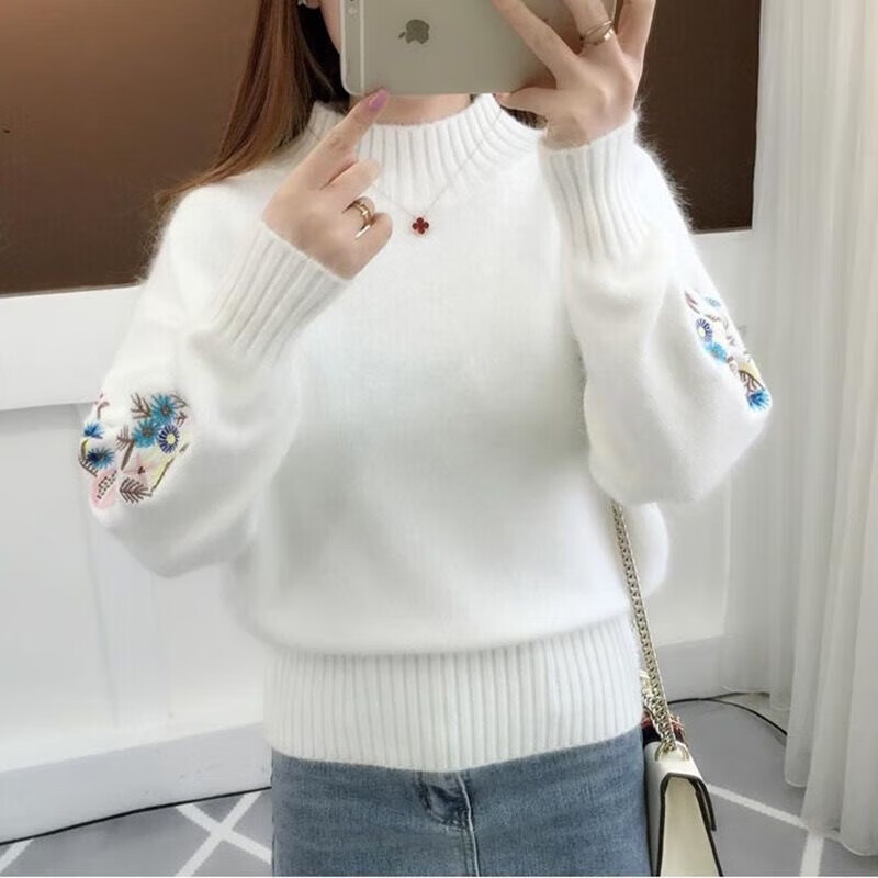 诺煦【包芯纱】半高领毛衣加厚女秋冬季短款刺绣花打底针织衫长袖 白色 L  建议105-115斤