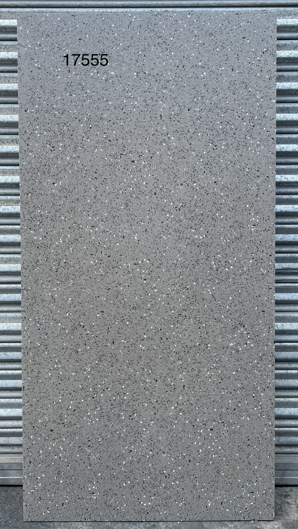 仁聚益亮光通体水磨石瓷砖750x1500商铺服装店耐磨防滑工程专用仿古