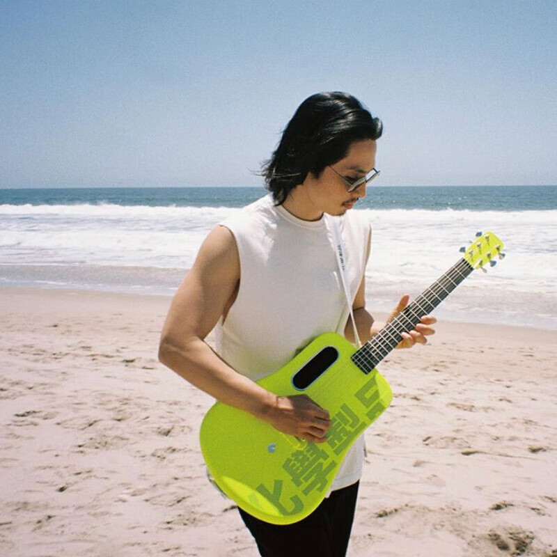 拿火吉他(LAVAGUITAR)民謠吉他LAVAME2碳纖維初學(xué)者男女生專用電箱旅行36寸天際藍(lán)-Free 綠色聯(lián)名款-FreeBoost【化學(xué)制品