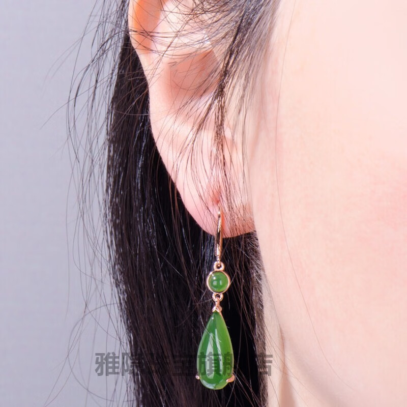 2026年翡翠耳坠怎么选不踩雷？实测这4款，性价比高到偷笑