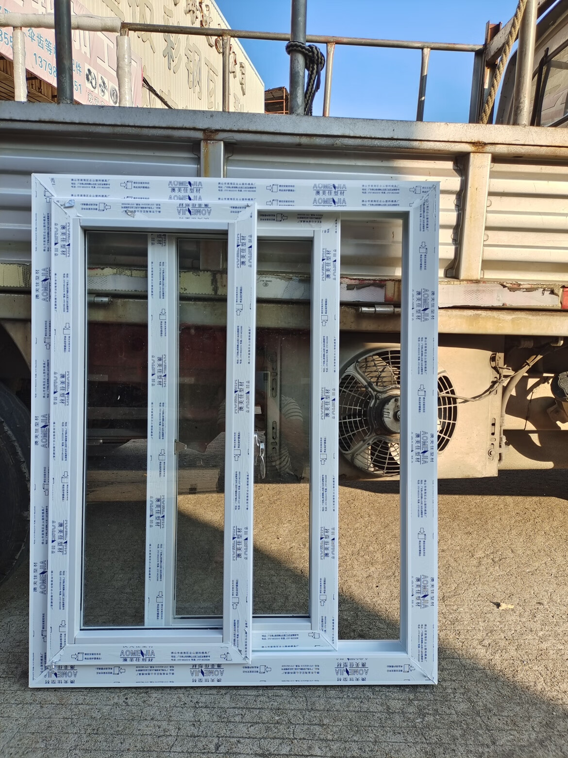 广东佛山厂家直销塑钢推拉窗平开窗纱窗定制尺寸工厂宿舍出租房用