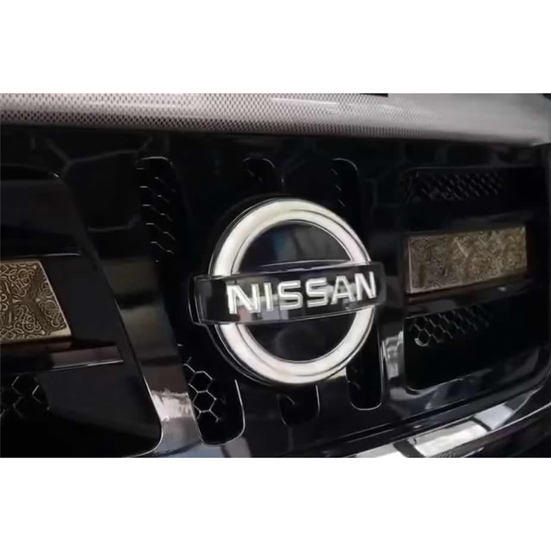 途乐发光中网标途乐带灯中网标奇俊天籁名爵6流光发光标改装前标 途乐