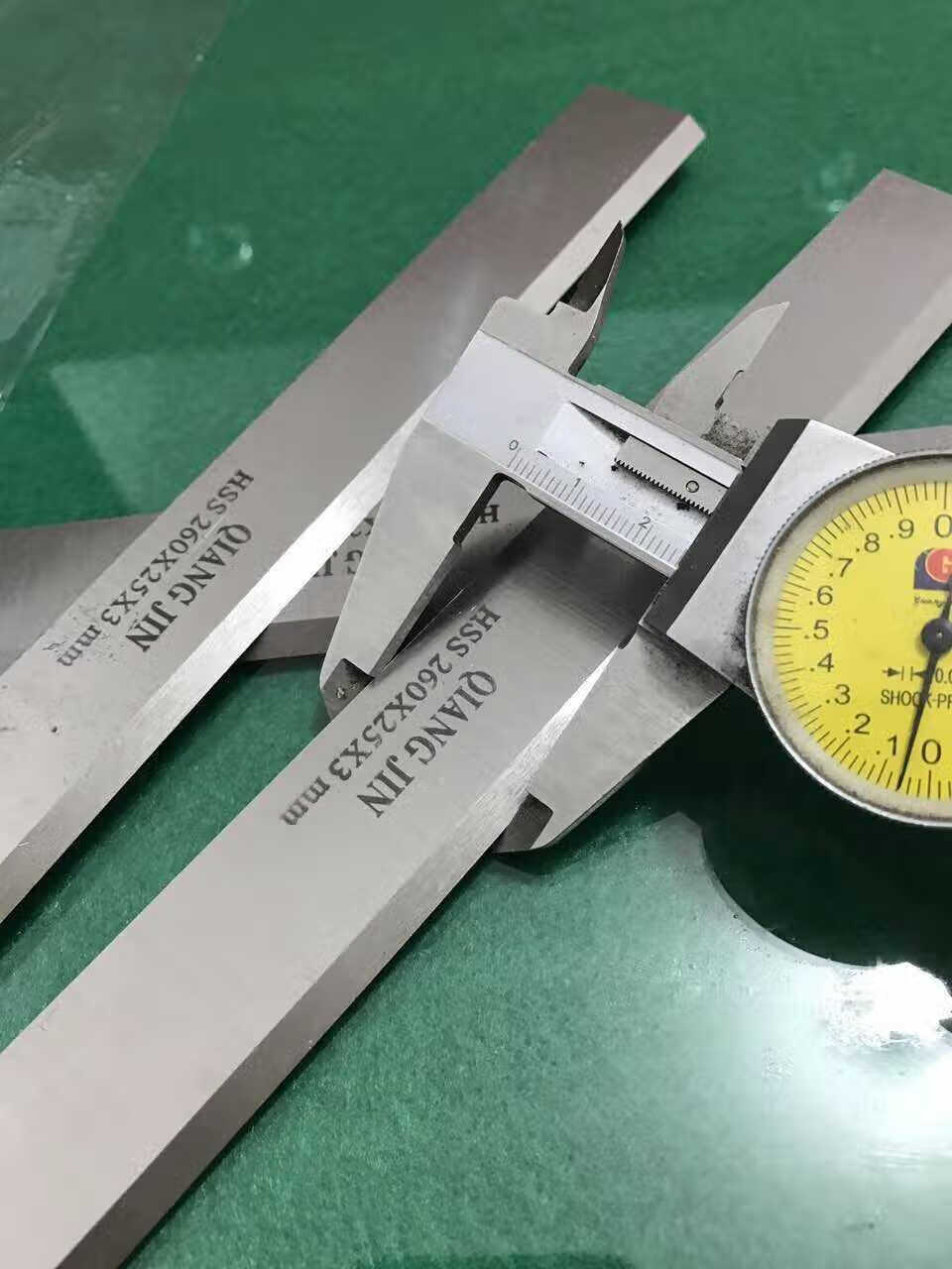 oemg金华牌木工刨刀高速钢锋钢白钢压刨平刨刀片30x3双面四面刨 100