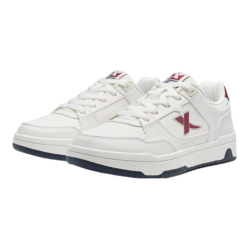 ���ڲ������ز�ŮЬЬ��Ů�ļ�͸�������˶�����ЬС��Ьʱ�аٴ����