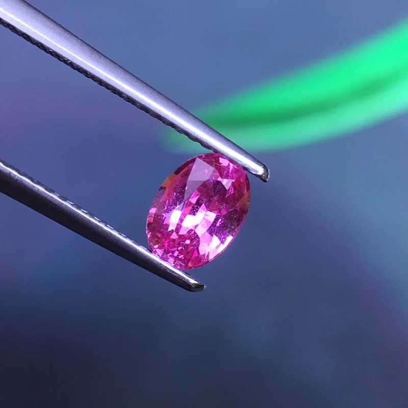 原矿无烧帕帕拉恰蓝宝石裸石 颜色粉嫩台面大满火彩gra国际证书31