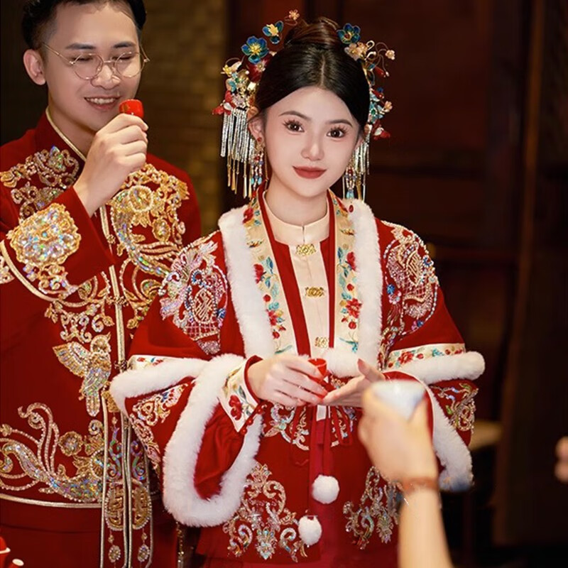 龍曼尼仕秀禾服新娘婚纱2023新款订婚敬酒服红色马面裙三件套新中式嫁衣 S2327-明制合领衫（仅外套) 均码怎么样,好用不?