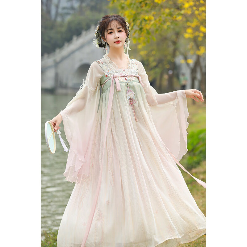 纤晟伊改良汉服成人女2023夏季新款中式刺绣少女汉元素古风两件套