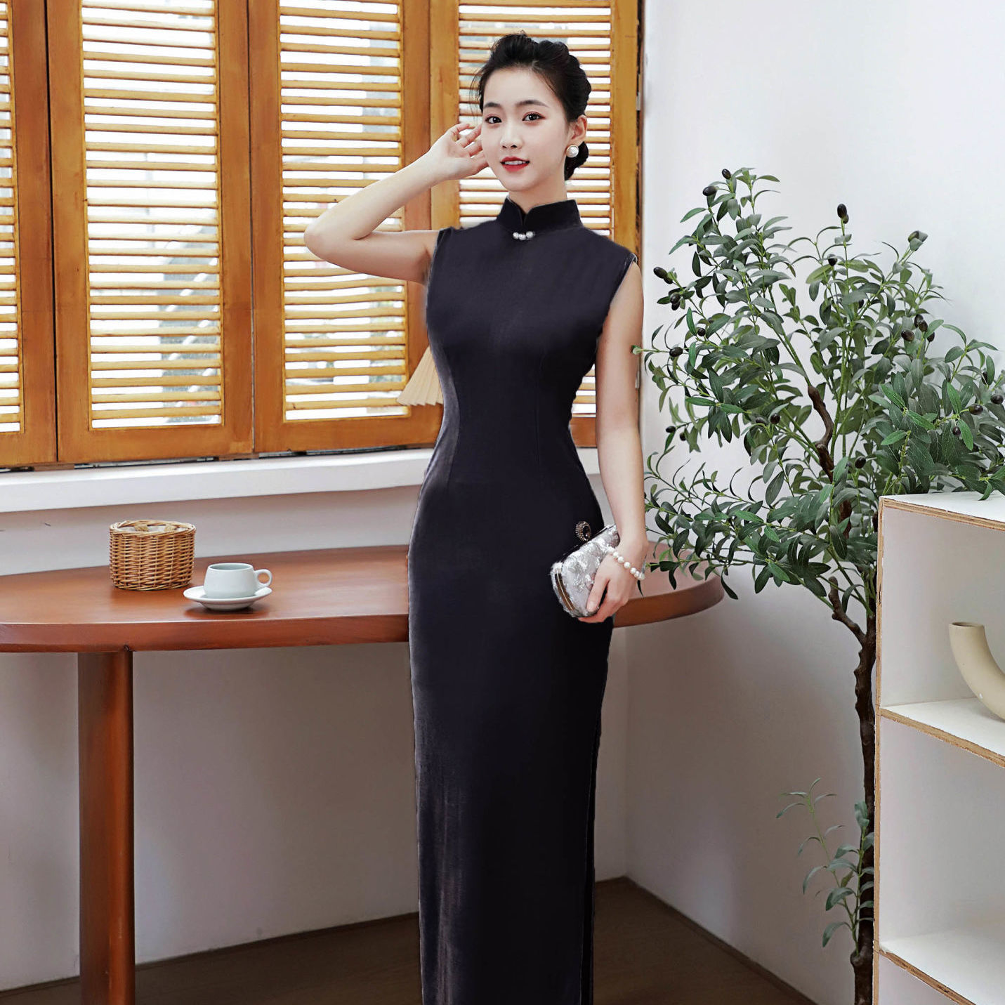 旗袍改良版旗袍遮肚子性感旗袍女2022春秋金丝绒长旗袍修身大弹力大码