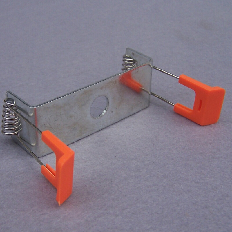 隐河铁制镀锌加宽u型卡子蝴蝶弹簧卡过道灯筒灯暗装灯具灯饰配件