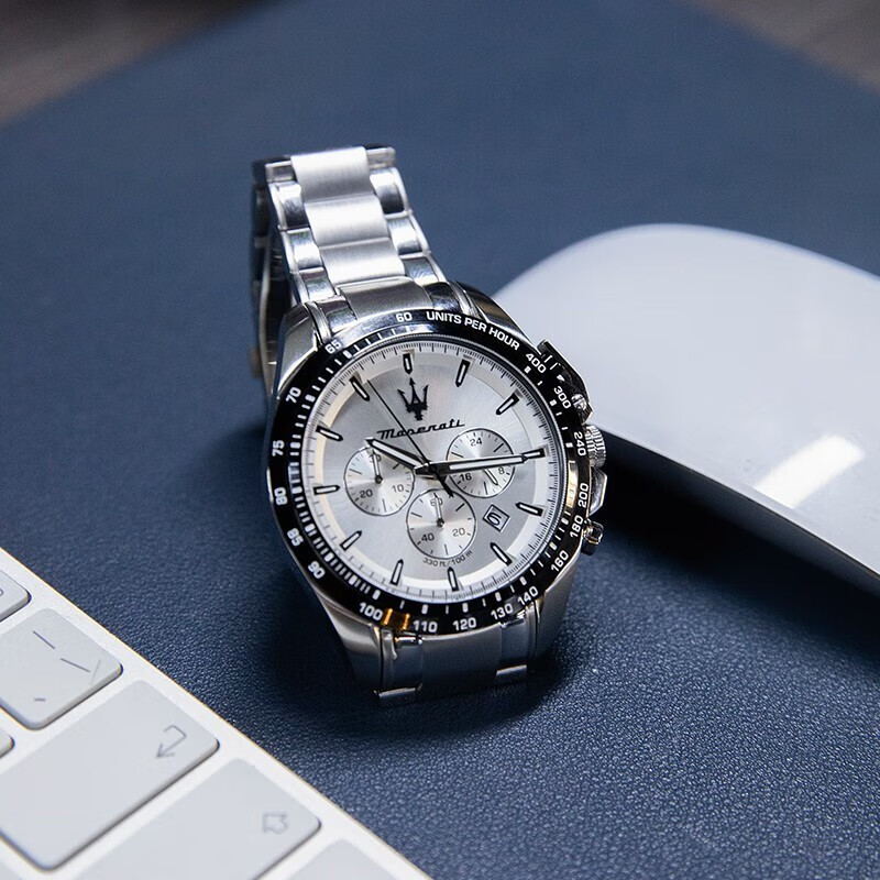 玛莎拉蒂（MASERATI）手表男迪通拿十大名表探索者竞速运动石英表男表高级感生日礼物 【热销】黑白熊猫 R8873612049