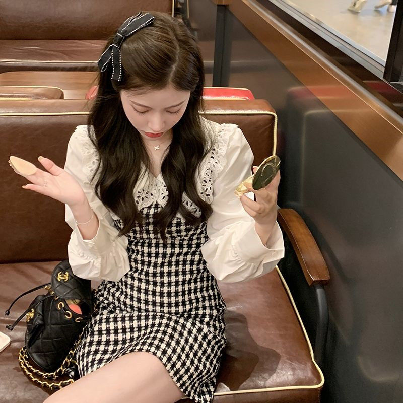 淘菲象小香名媛风假两件连衣裙女秋季新款法式泡泡袖娃娃领长袖上衣