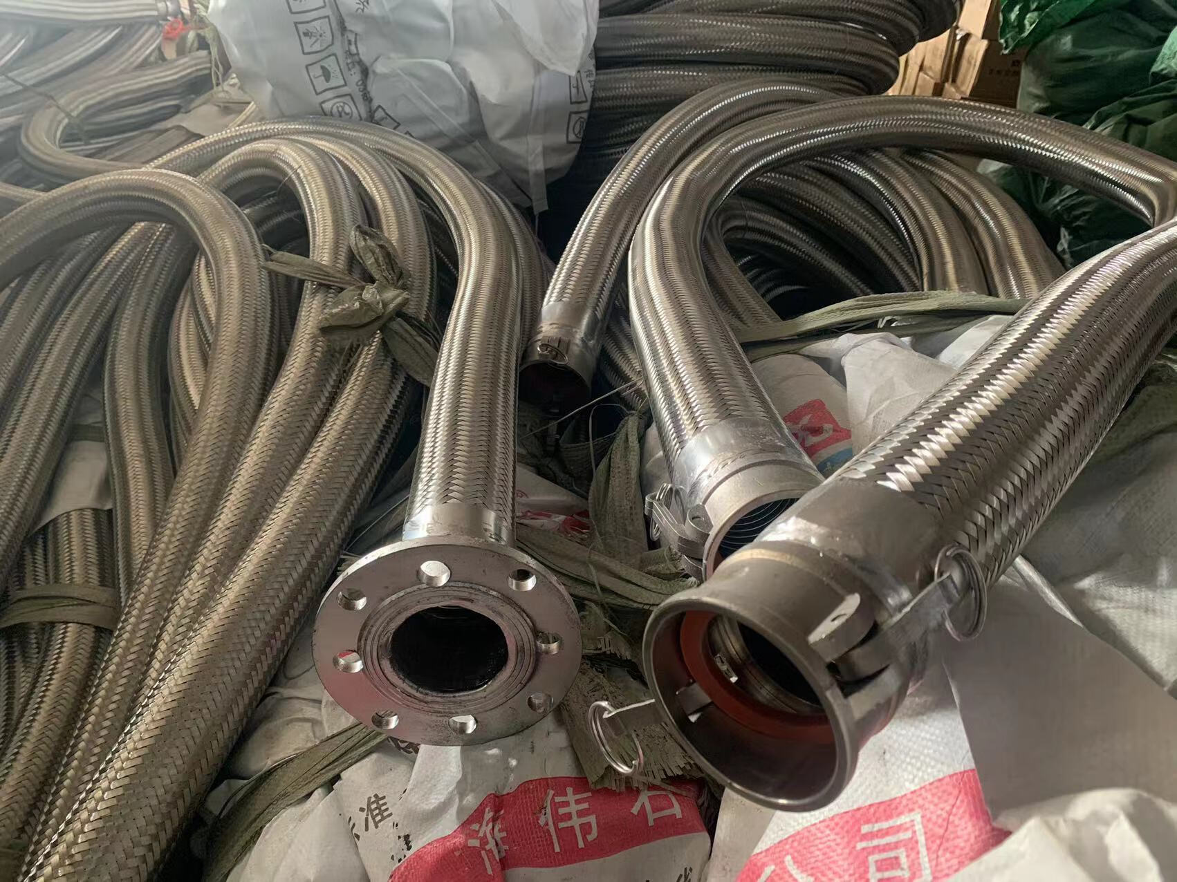 lnga landgre散装水泥罐车空压机配件金属软管空压机出气管打气管进