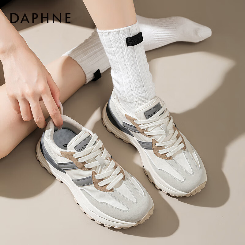 ��ܽ�ݵ�ѵЬŮ2024�＾�¿�С��������ЬŮ����ϵ�Ь����˶�ЬŮZJ �׻�ɫ 35 99.9Ԫ