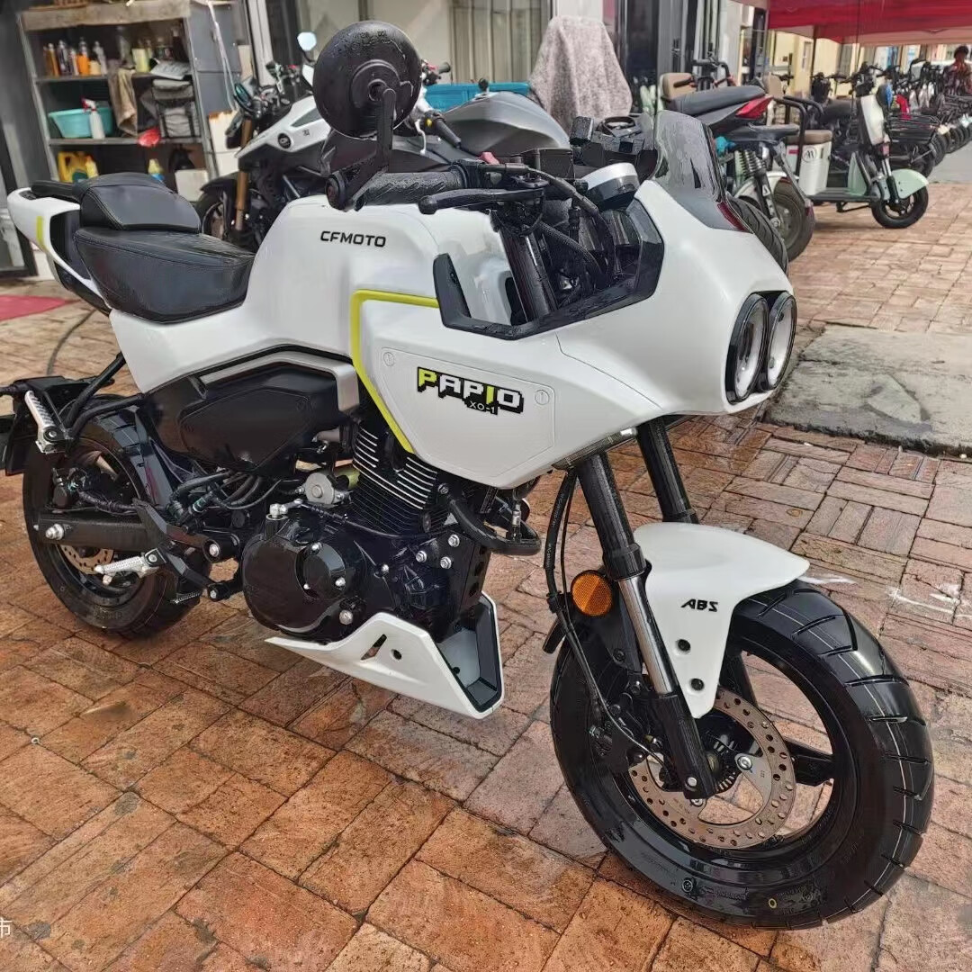 二手cfmoto春风xo狒狒迷你小猴子怪兽街车赛车手125cc可上牌过户 白色