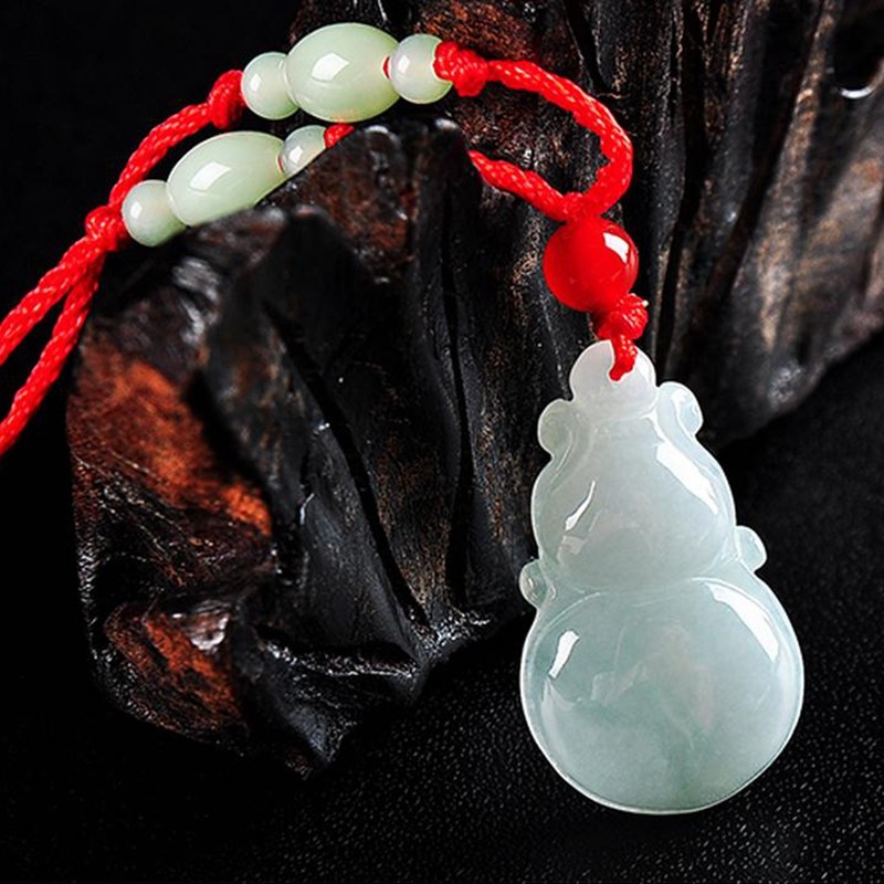 冰糯翡翠吊坠男女款翡翠福豆项链玉石挂件简约玉吊坠