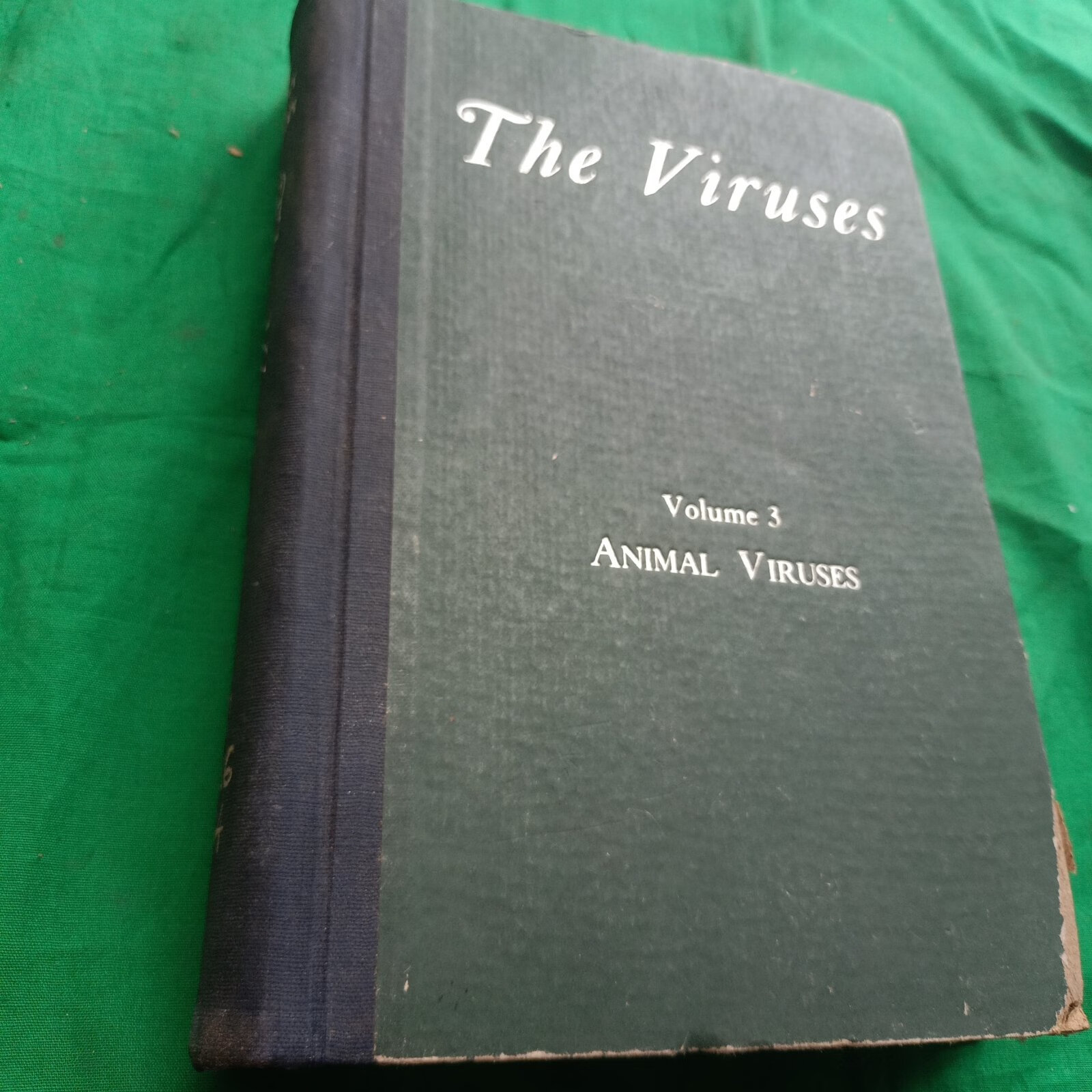 【二手9成新】the viruses 病毒第三卷 动物病毒 馆藏 burnet london
