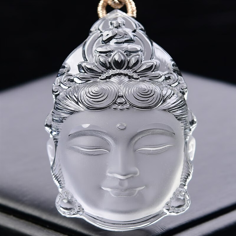 xpela新款巴西白水晶观音头像吊坠原石精雕男女款55*30*17mm重43.