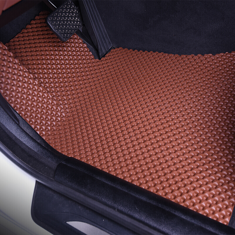 亿韬（YITAO）防滑防水橡胶汽车脚垫无味胶地垫卡罗拉朗逸宝来明锐专车脚垫 棕 色 宝马3系5系 X1 X3 X5 X6
