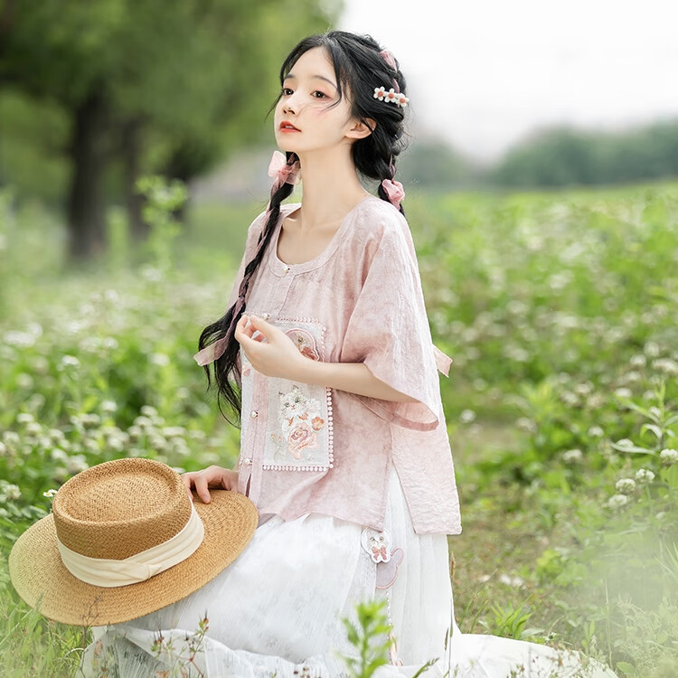 清水溪玫瑰布偶上衣/下裙 87元，清水溪姚黄魏紫花叶黄花瓣袖 99元 - 86线报