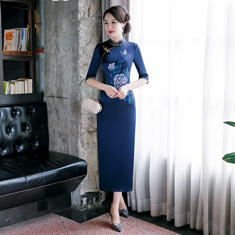 旗袍长款春夏新款优雅复古演出走秀妈妈装高档蓝色旗袍连衣裙 蓝色 XXL属于什么档次？