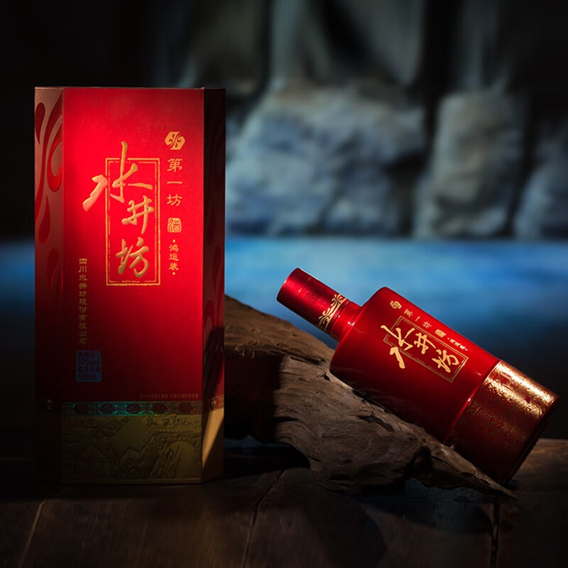 水井坊 第一坊 酒 鴻運装 四川水井坊股有限公司 中国酒 白酒 老酒 古酒 水井坊 第一坊 酒 鴻運装 四川水井坊股有限公司 中国酒 白酒 老酒