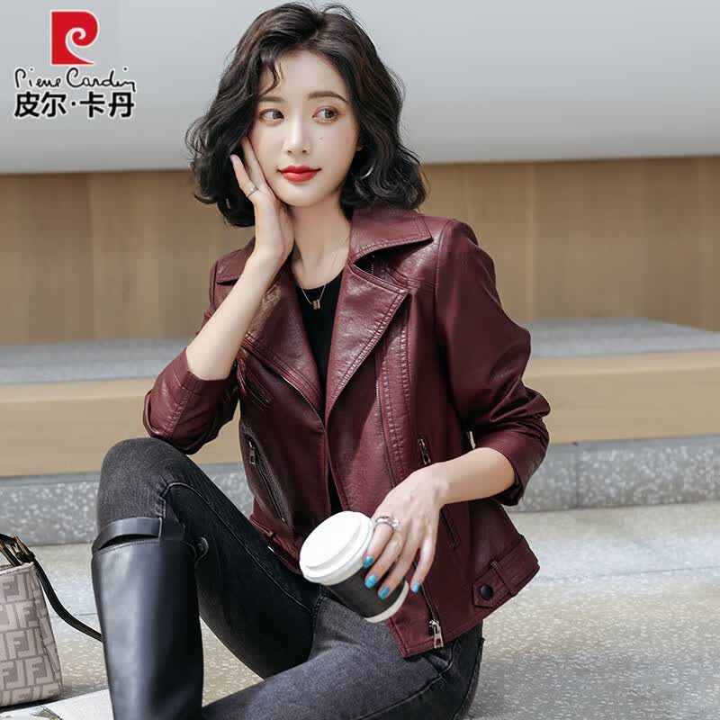 皮尔卡丹海宁真皮皮衣女2023春秋季新款绵羊皮夹克修身显瘦短款大版外套潮 酒红色 M 建议80-90斤怎么看?