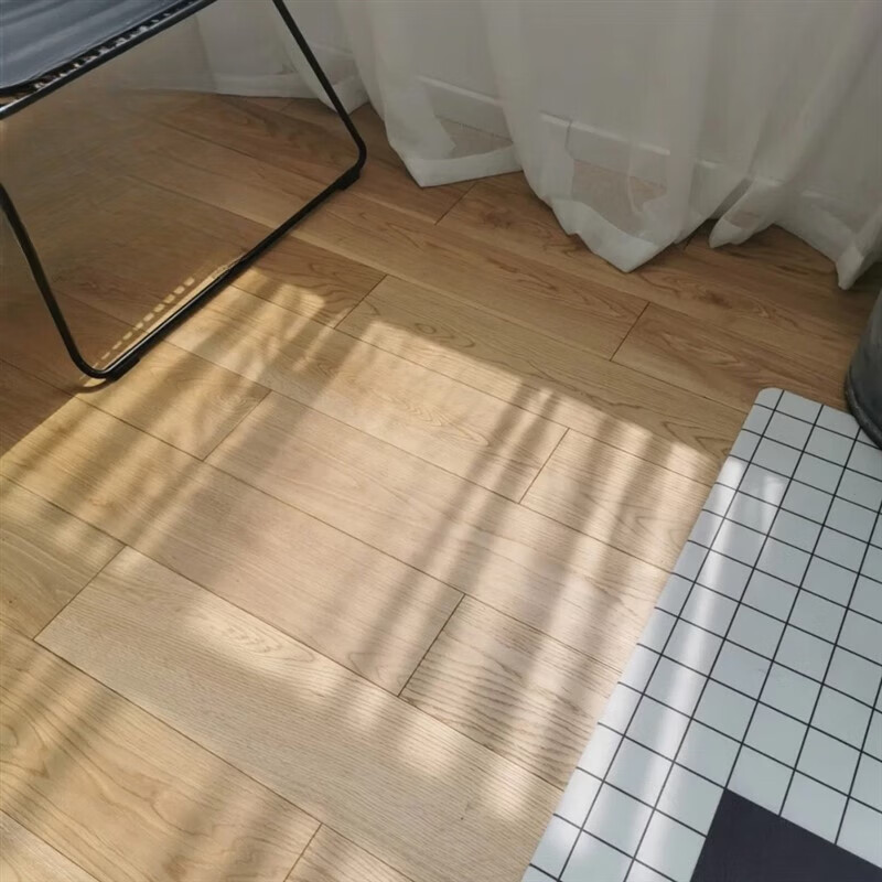 叽哩哇啦白橡木实木地板俄罗斯栎木浅本色卧室家装原木北欧 610*123*