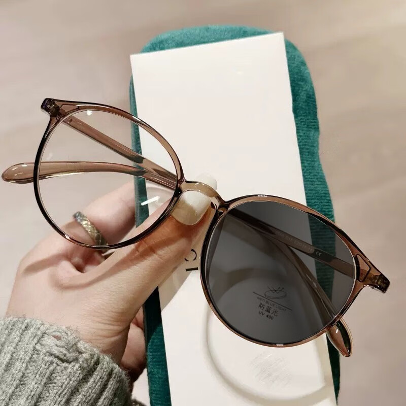 Erilles����TR90�۾���Ů����ӿ����ж�����Ƭ��������С�۾����ܺ��泱 ���ɫ 156��ɫ���þ�Ƭ 69Ԫ