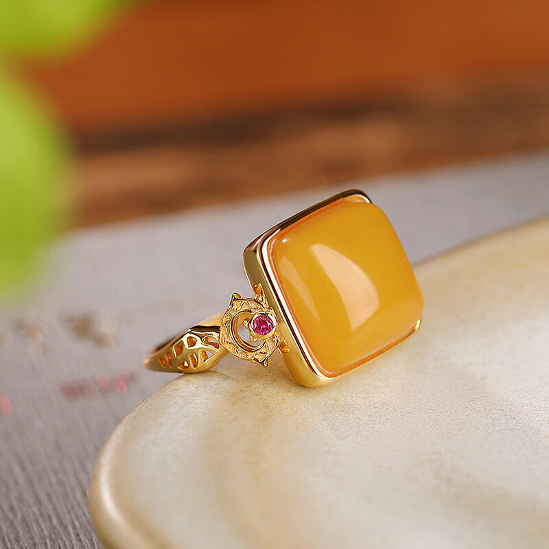 悠福蜜蜡戒指老公主方包女生精致小饰品银单个2024龙本命年中式 金色